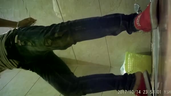 厕所偷拍-云上会所酒吧合集64